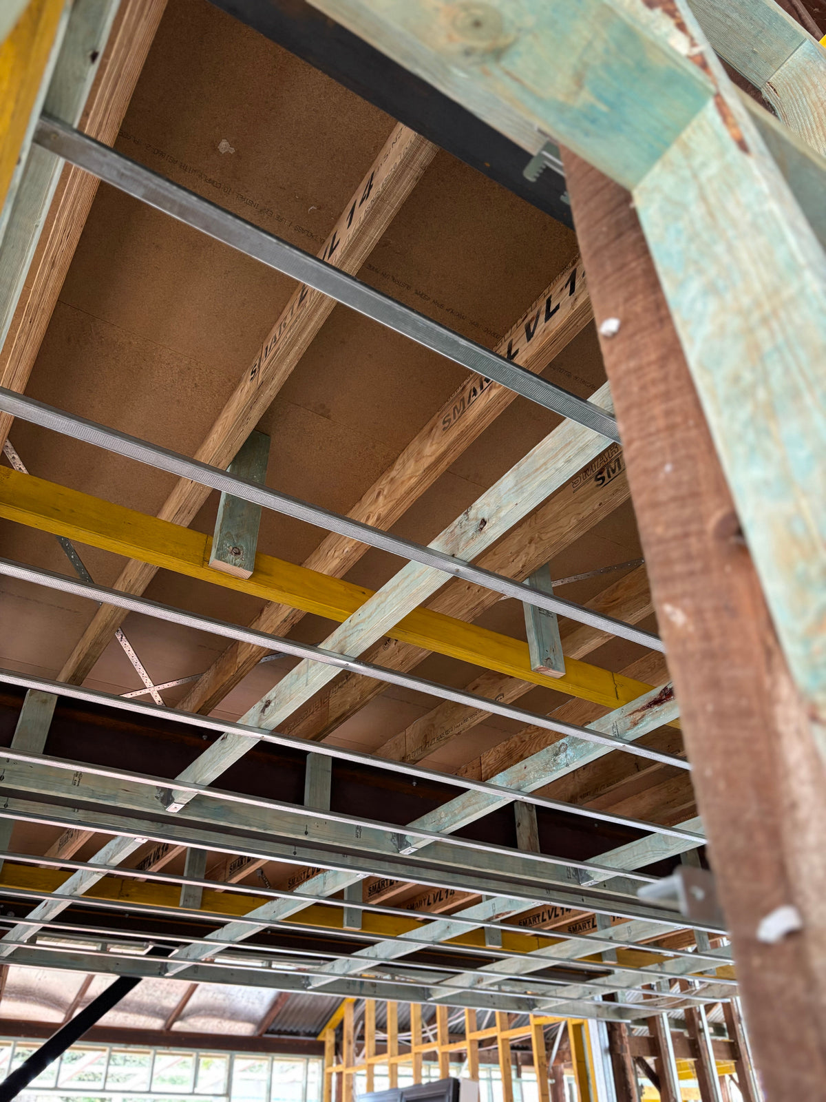 Fasteners, Fixings & Brackets